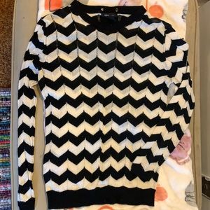 Black and white long sleeve